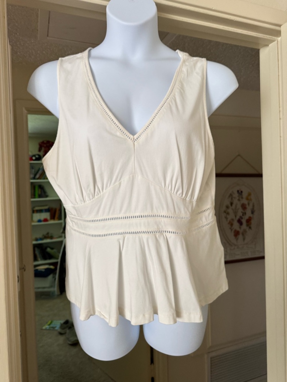Lands' End Cream V-Neck Sleeveless Peplum Tank